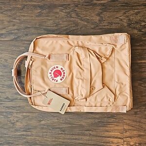 Fjallraven Kanken Original in Peach Sand